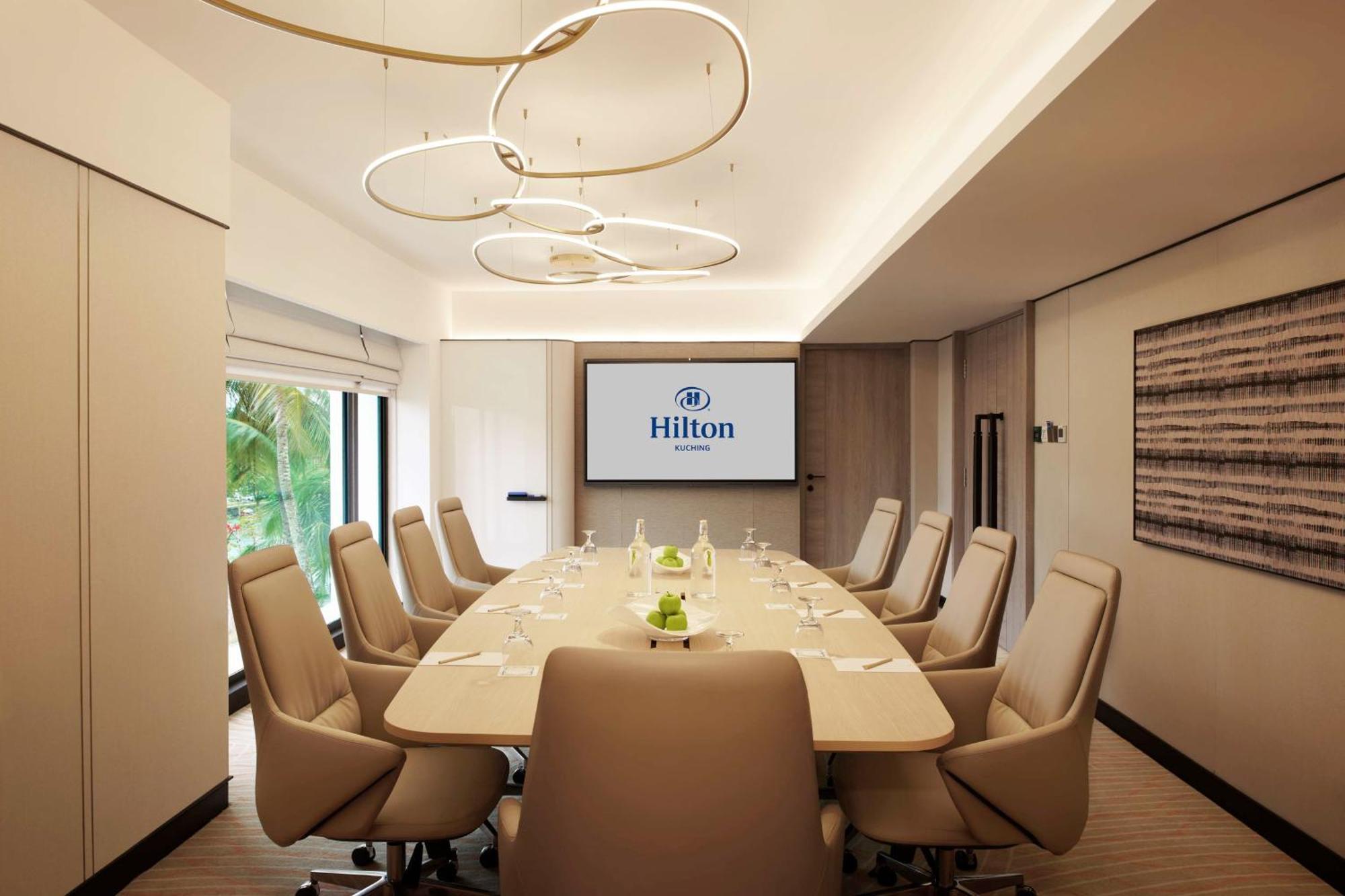 Hilton Kuching Hotel Dış mekan fotoğraf